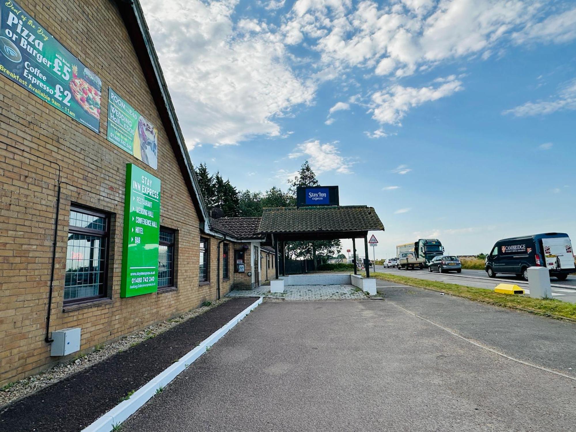 Oyo Stay Inn Express, Cambridge Papworth Everard Exterior photo